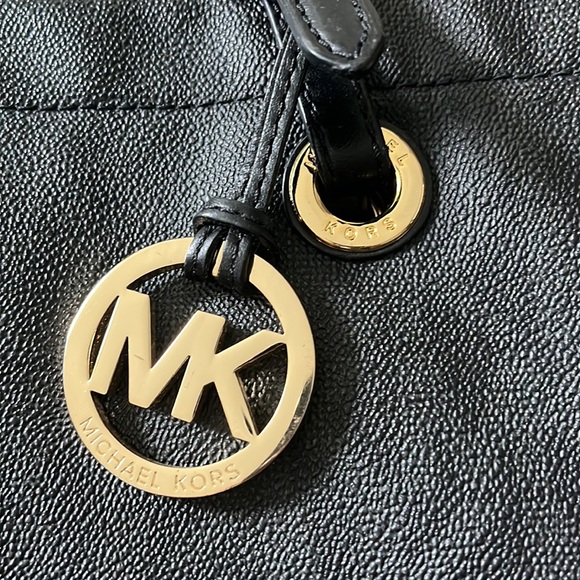 Michael Kors Tote Bag - Picture 2 of 2